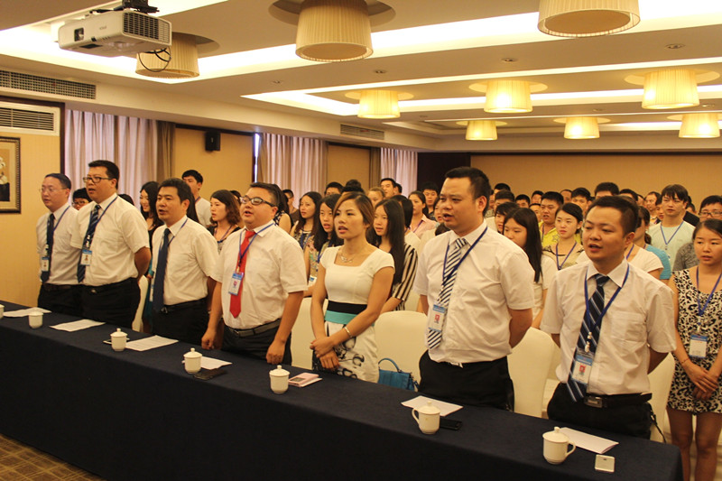 堅(jiān)定信心，謀劃全年——新思路召開六月工作總