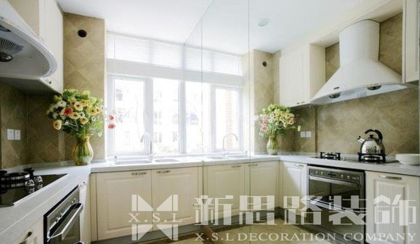 記?。》孔忧f不要這樣裝！